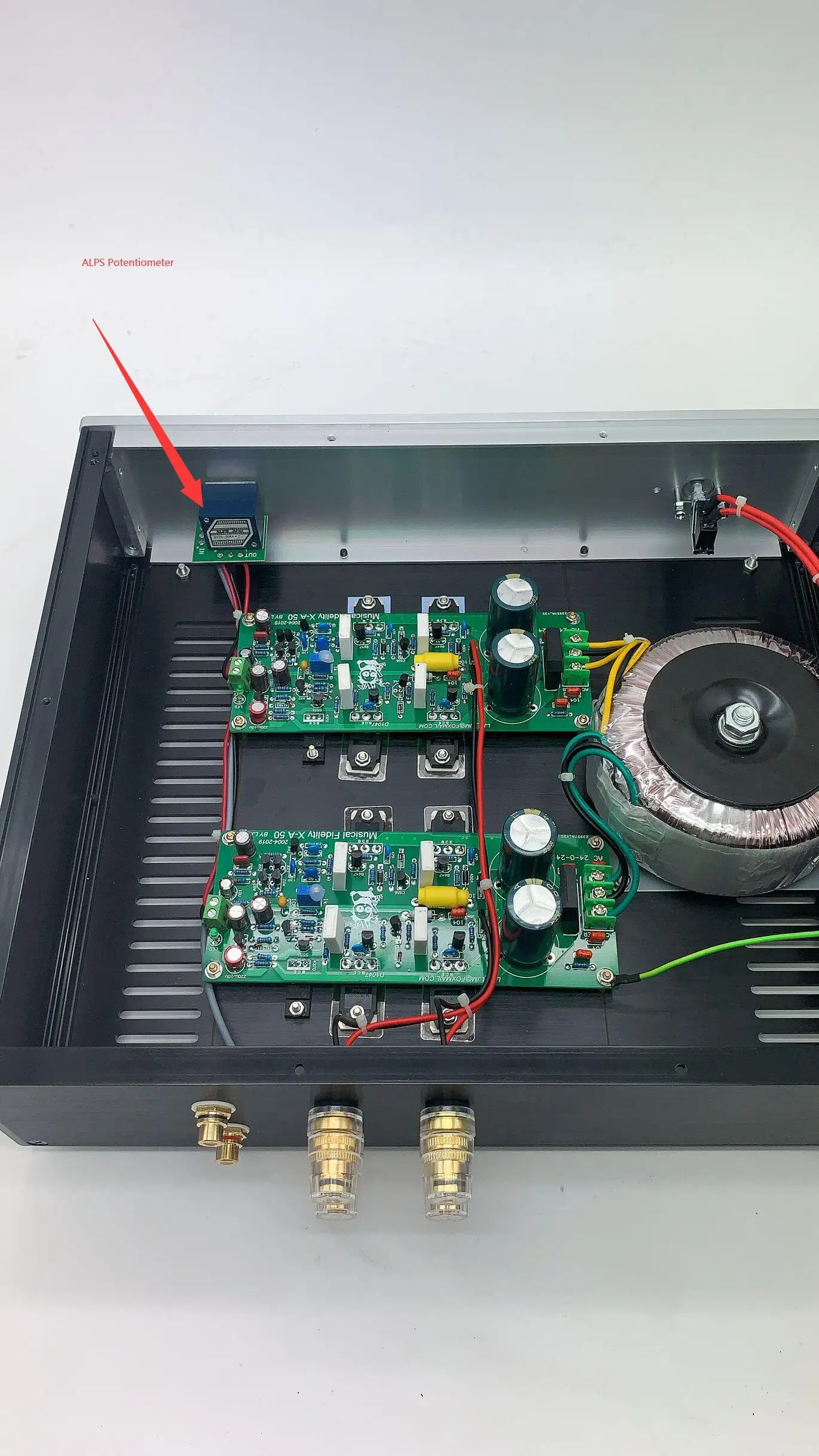 Finito X50 fai da te hifi Classic 100W + 100W amplificatore di potenza stereo Fare riferimento al famoso circuito dell'amplificatore di potenza britannico