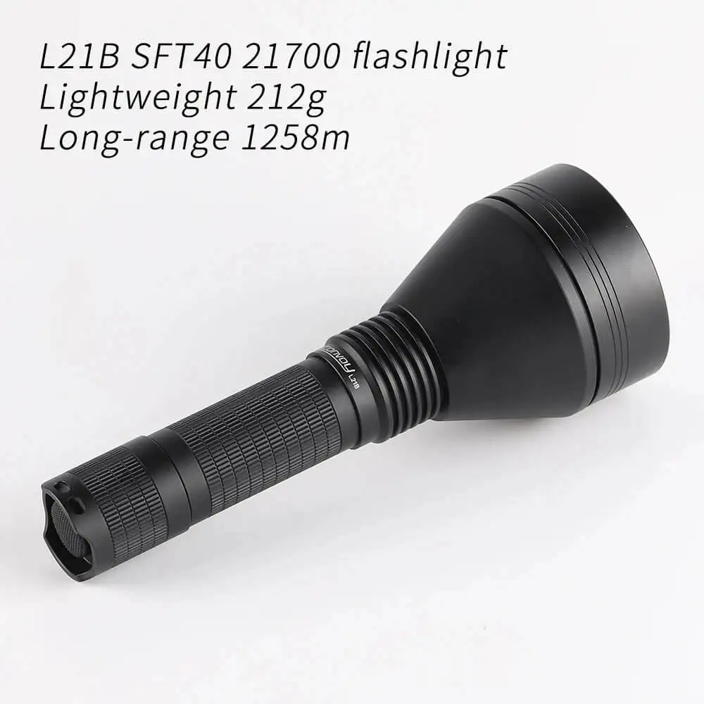 Convoy L21B SFT40 21700 flashlight