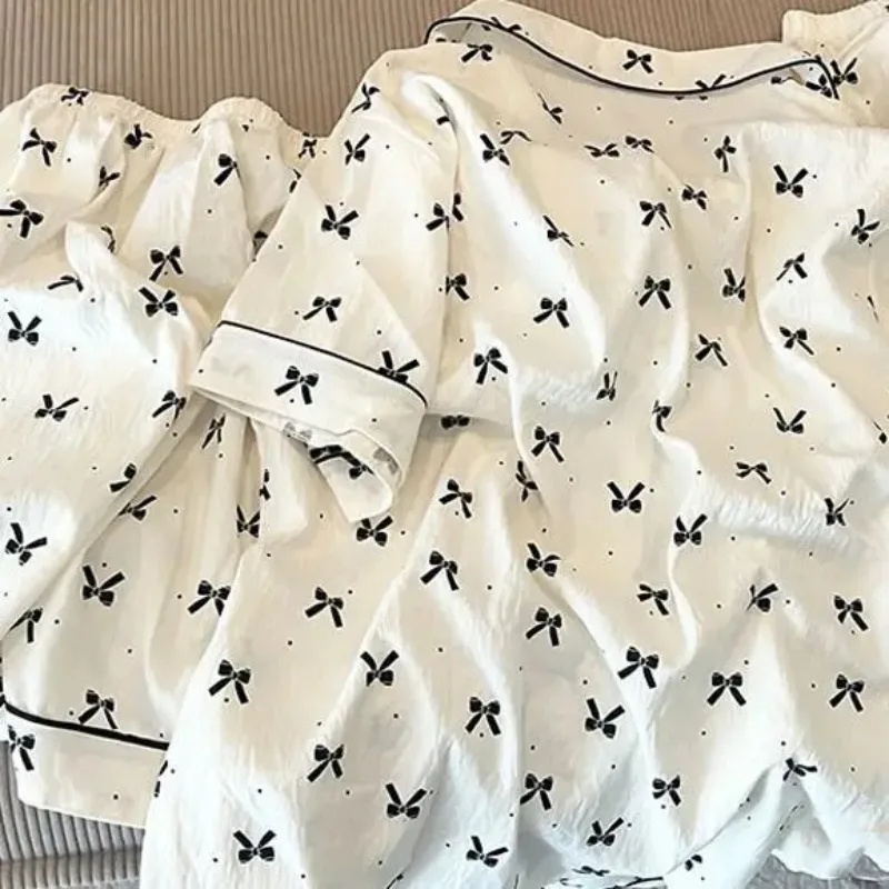 جديد مرحبا كيتي 2 قطعة منامة مجموعة Kawaii النساء قصيرة الأكمام السراويل لطيف جديد الفتيات طالب المنزل الملابس مجموعة الكرتون ملابس النوم