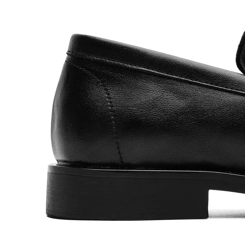 Men's Black Genuine Leather Loafers Square Toe Wrinkle Design Slip-On Casual Dress Shoes Vintage British Style Comfortable Flat