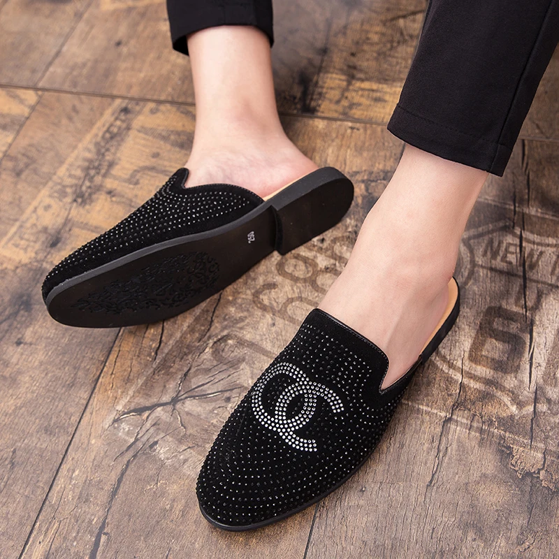 New Summer Breathable Slippers Men Slides Fashion Sandals Flat House Shoes Casual Outdoor Flip Flops Leather Men Shoes