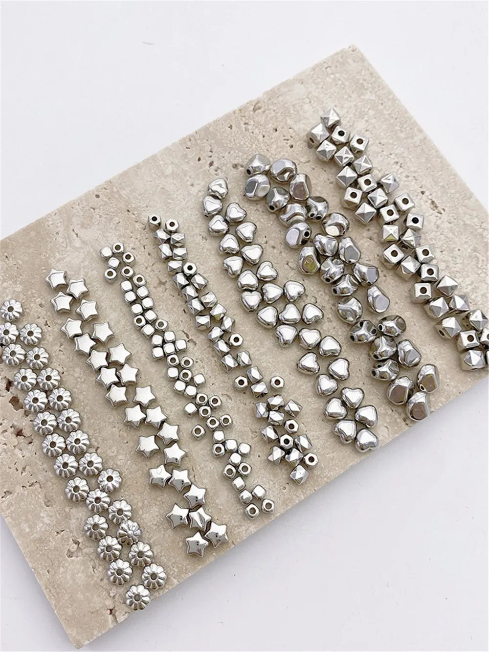 Рисунок 3 - Серебряные универсальные кубики