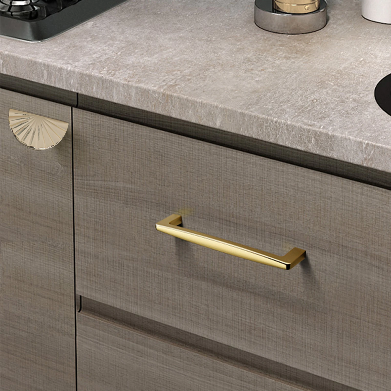 

Высококачественная полукруглая ручка из кованого золотистого сплава для верхних внешних ящиков, декоративная, с эффектом ржавчины.