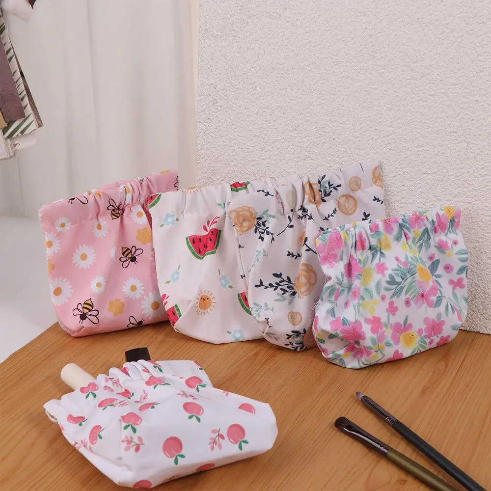 Flower Mini Cosmetic Bag Portable Pu Leather Storage Bag Coin Purse Makeup Bag Automatic Closed Lipstick Storage Bag Travel