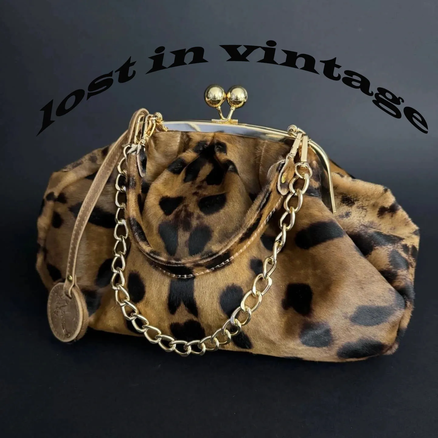 LOST IN VINTAGE Suede Leopard Brwon Pattern Fabric Bag Clutch Metal Frame Kiss Lock and Metal Handle Purse Clutchs 34x23x11cm