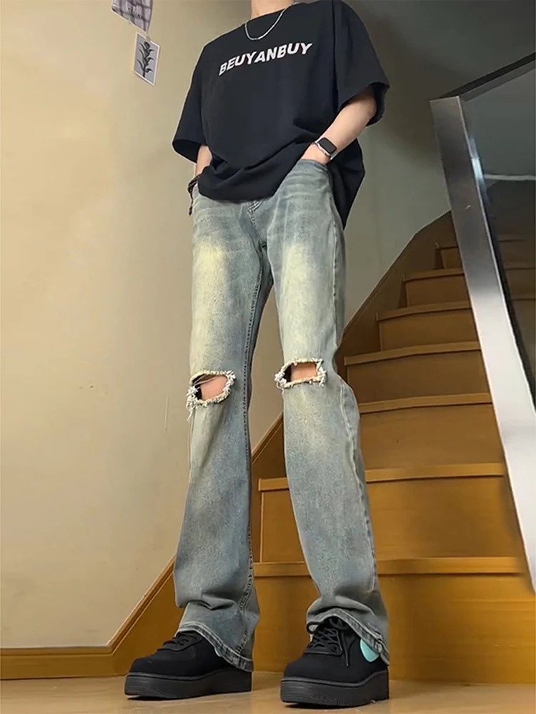 

Cleanfit Men's Elastic American Vibe Denim Jeans Knee Hole Slim Fit Straight Leg Micro Flared Pants Youthful Trendy Cotton Po...