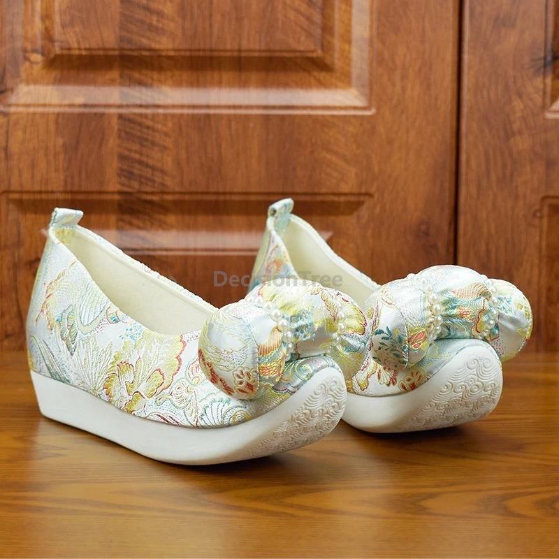 

2025 тканевые туфли ханьфу, винтажные туфли с маленькой подушкой и орнаментом, туфли в китайском стиле, туфли ханьфу ручной работы с изысканным принтом