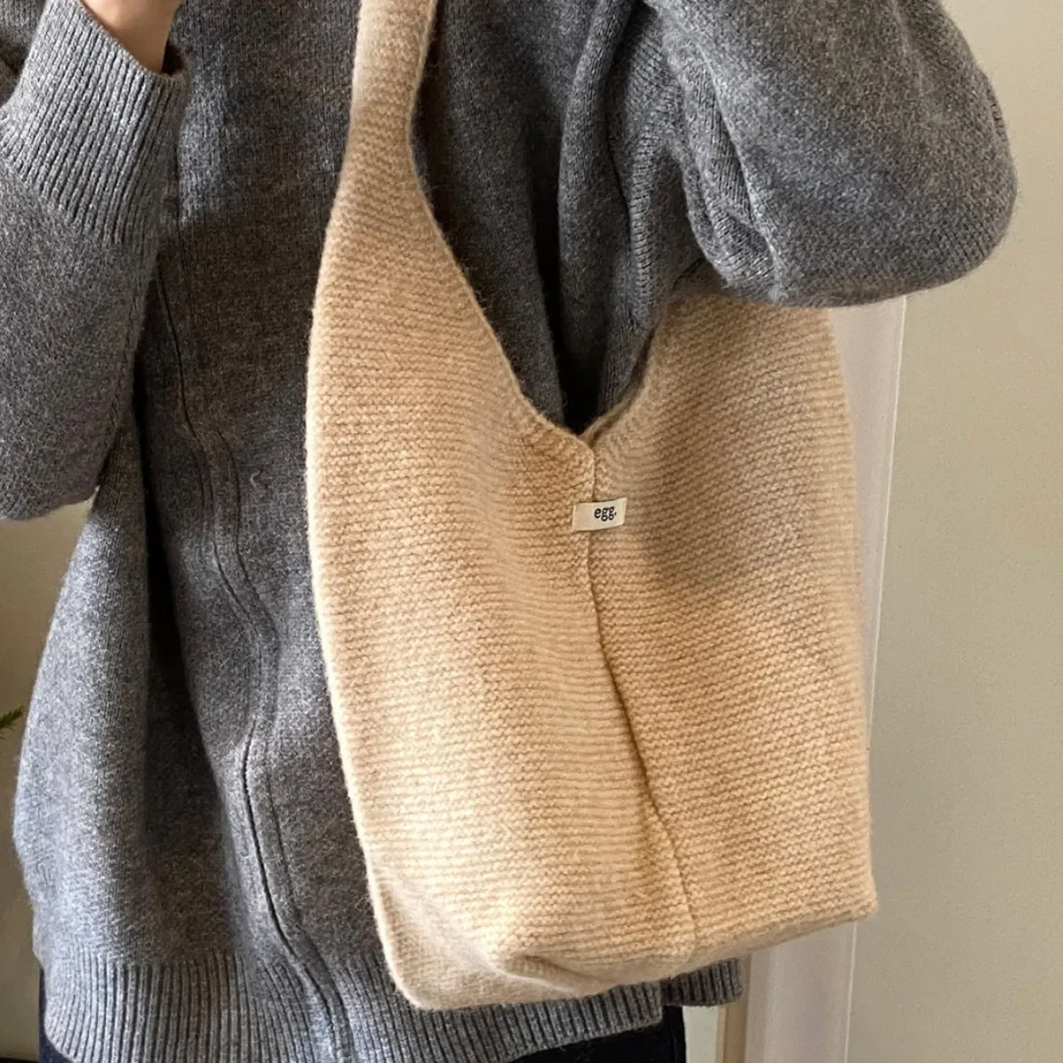 Winter Fashion Relaxation Large Capacity Knitted Tote Shoulder Bag Korean Casual Lazy Style Portable Shoulder Armpit Bag