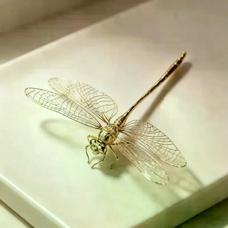 Vintage Brass Dragonfly Figurine Antique Desk Decor Creative Tea Pet Collectible Home Office Desk Decor