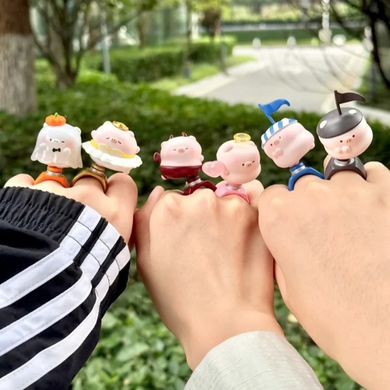 

Аутентичное супер милое сладкое сокровище, поросенок, звездный свет, вальс, кольцо, вращающаяся глухая коробка, вращающееся кольцо, кукла-свинья, праздничный подарок