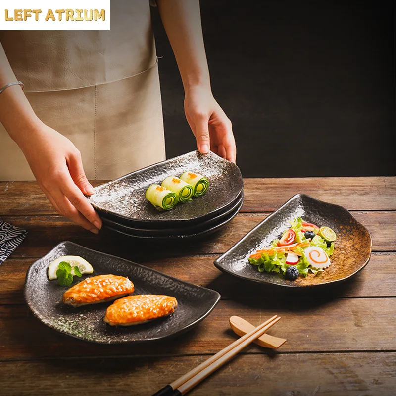 Japanese and Korean Style Half Moon Plate Home Bone Spitting Plate Creative Restaurant Hotel Cuisine Sushi Snack Plate