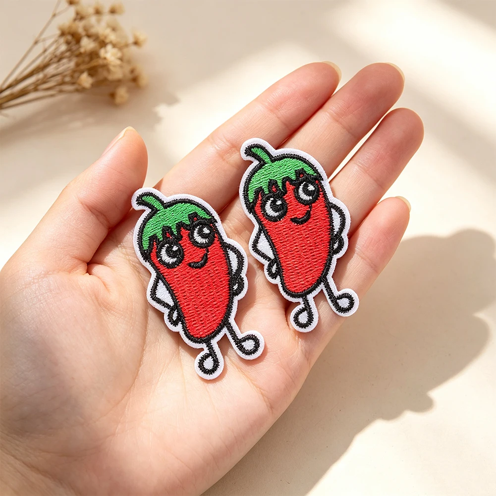 Lustiger, anthropomorpher Chili-Paprika-Aufnäher, Cartoon-Gemüse-Applikation für Kinder-T-Shirts, Mützen, Jacken, Rucksäcke, zum Selbermachen. – Detail 6