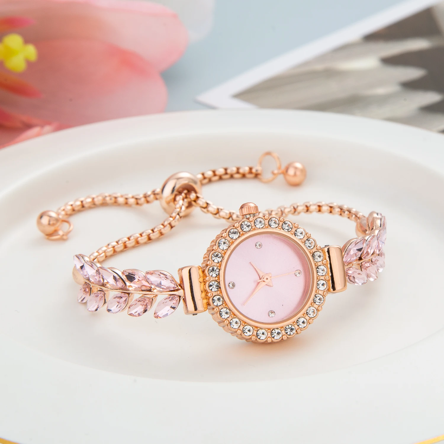 Reloj de pulsera de cuarzo para mujer, bonito reloj de moda, regalo, productos más vendidos, envío gratis, 2023