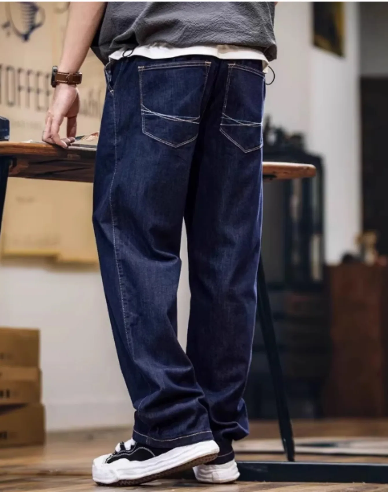 【HME】Men's Jeans | Wide‑Leg Straight Fit Denim Pants For Men, Original Deep Blue Contrast Seam Denim Trousers, Loose Comfort Casual Pants, Classic 5‑Pocket Denim Bottoms, Ideal For Daily Leisure Street Going‑Out Men Matched With Sneakers