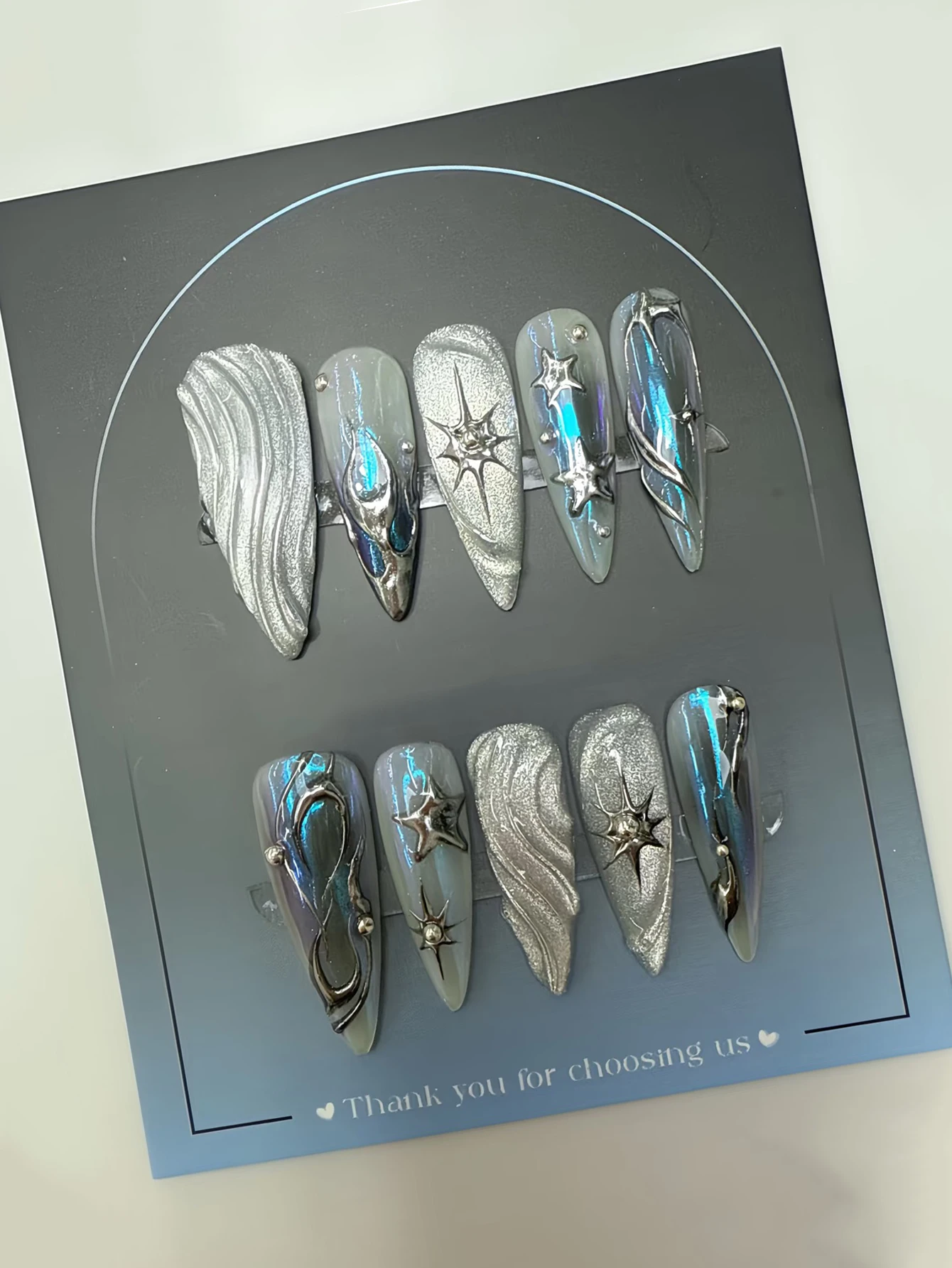 10-Piece Handcrafted Press-on Nails – Long Stiletto Shape – Aurora Shell Pattern with Liquid Metal and Starburst Accents