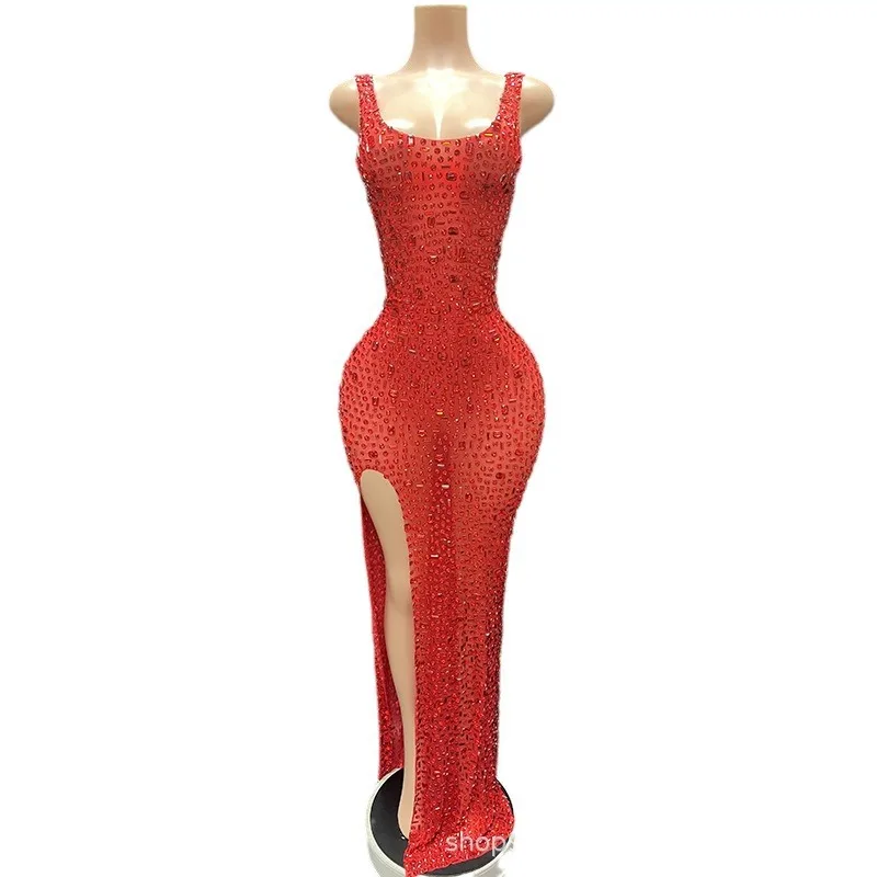 

Ярко-красно-белая атмосфера, тонкое вечернее платье с глубоким вырезом, вечерние, ужин, звезда, красная дорожка, певица, сценическое платье, Vestidos Para Festas