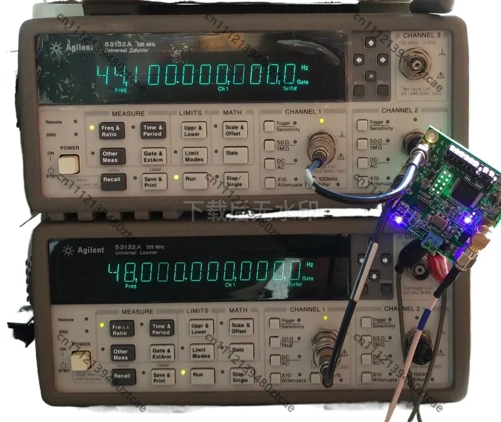 Board with 44.1K/8.4672M/10M Input Frequency, 44.1K-33.8688M Adjustable Output Frequency for Audio Electronic Equipment
