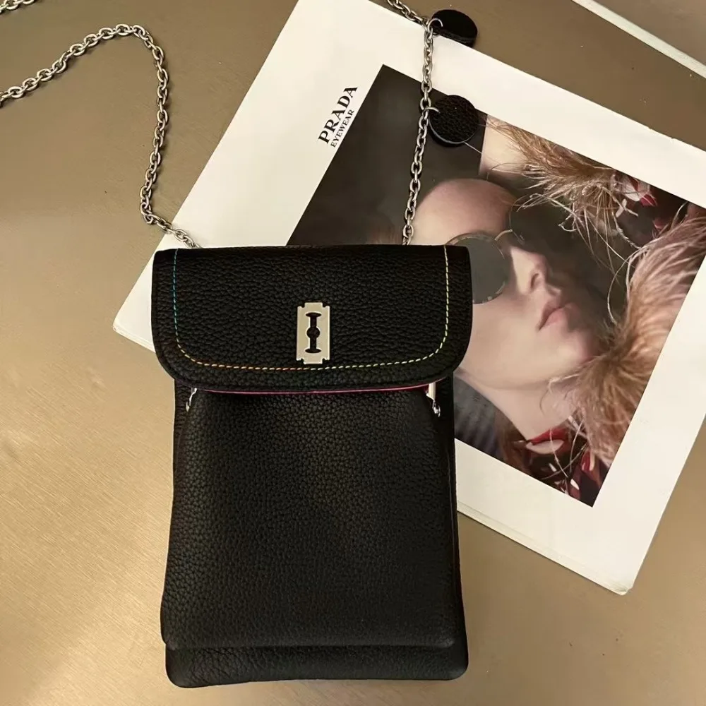 شعبية الجلود تغيير حقيبة الأزياء تنوعا سلسلة حقيبة صغيرة الرجال النساء مع نفس النمط رسول حقيبة الهاتف المحمول المد