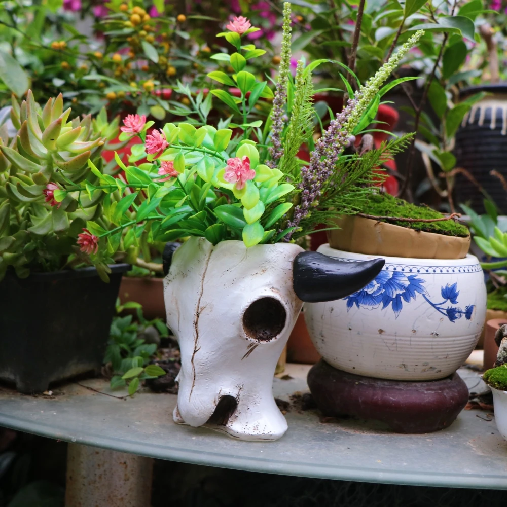 Bullenkopf-Blumentopf für den Außenbereich, kreativer Retro-Bullenkopf-Blumentopf aus Kunstharz, Dekoration für Haus und Garten, Pflanzgefäß. – Detail 3