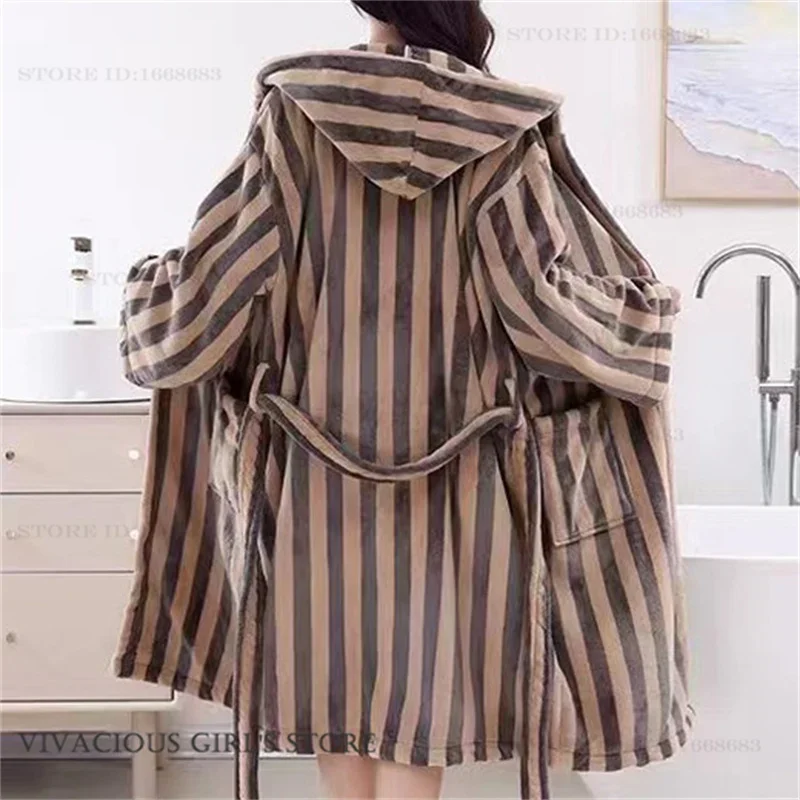 

Зимний утепленный халат с капюшоном, кимоно, домашнее платье, одежда для сна, коралловый флис в полоску, женский длинный халат, свободная фланелевая ночная одежда