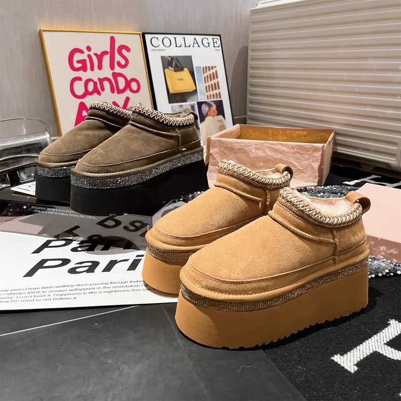 العصرية أحذية الثلوج أحذية رياضية مكتنزة منصة الشتاء عالية الكعب أحذية دافئة مريحة الفراء اصطف عدم الانزلاق منصات النساء في الهواء الطلق