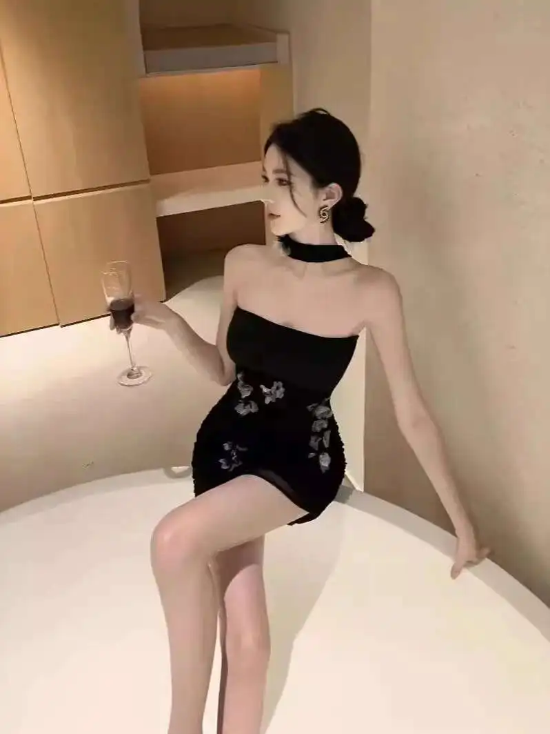 Design almofada no peito picante menina sexy 3d borboleta magro vestido de malha de dupla camada elegante moda sexy coreano topo doce hl40