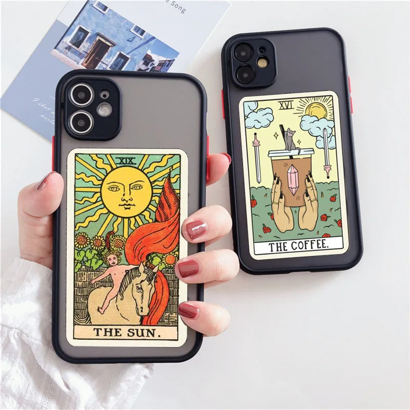 Fashion Tarot Sun Moon Queen Phone Case for IPhone 13 12 11 14 15 Pro Max XR X XS 7 8 Plus Shockproof Bumper Hard PC Cover Funda