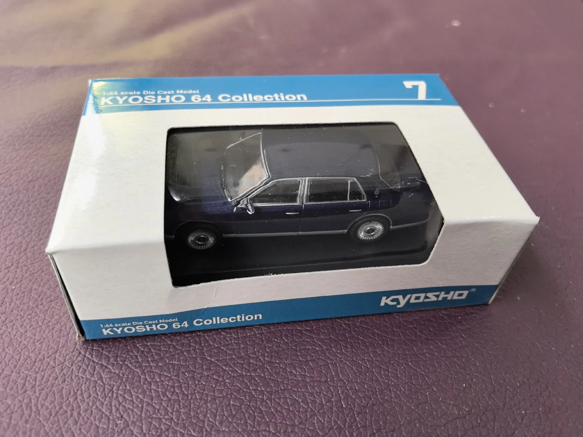 دييكاست كيوشو 1:64 مقياس تويوتا القرن سبيكة سيارة نموذج تحصيل لعبة هدية تذكارية عرض حلية