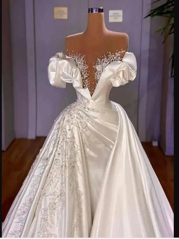 맞춤형 스위트하트 반짝이는 진주 비즈 인어 웨딩 드레스 탈부착 가능한 트레인 포함 교회용 신부 드레스