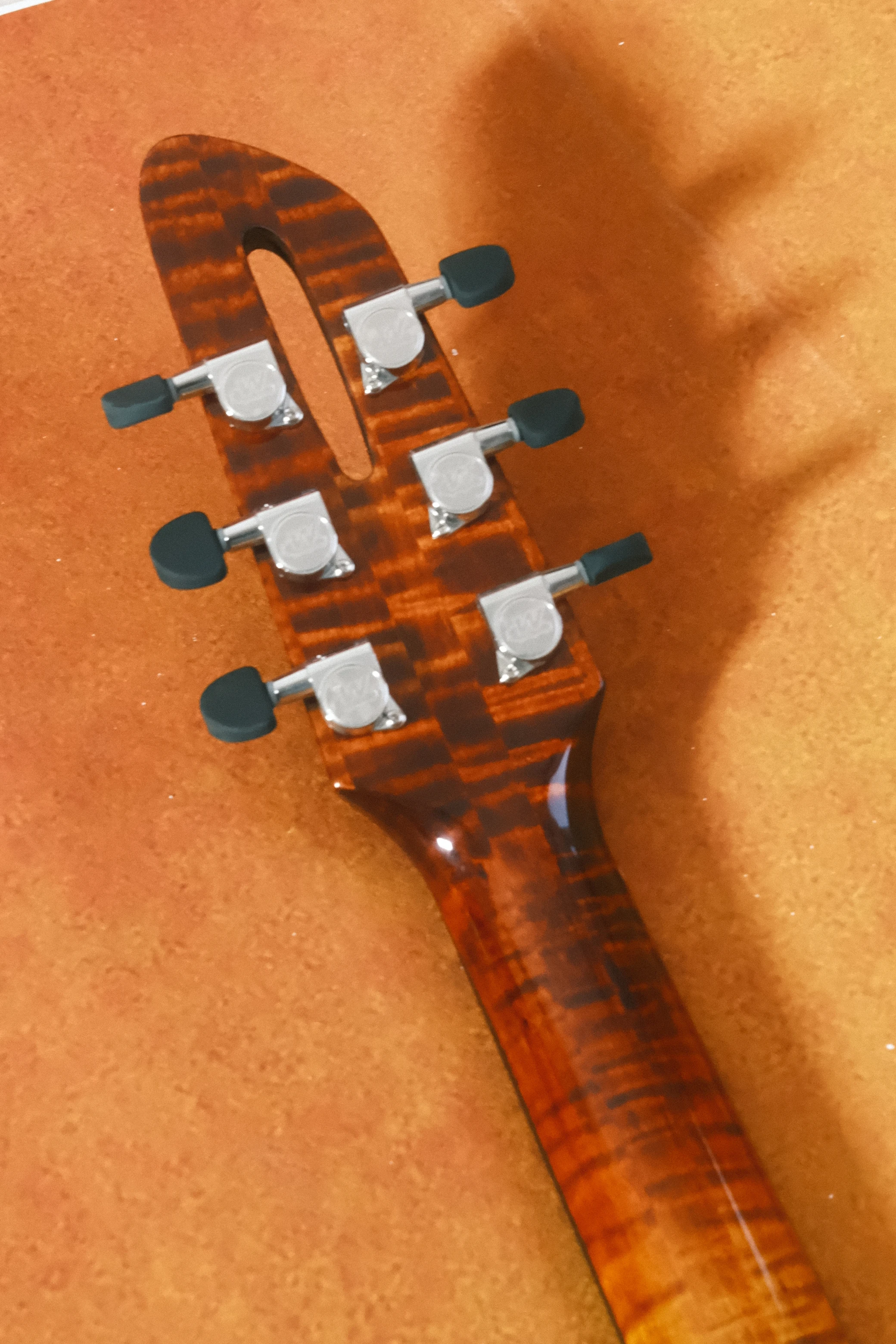 Handcrafted Carved Archtop Hollow Body Electric Guitar Solid Spruce Top Maple Back Mahogany Neck Ebony Fingerboard Jazz Guitar view 4