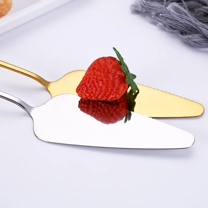 Thumbnail 3 - #12 Compare Cake Servers Before You Buy