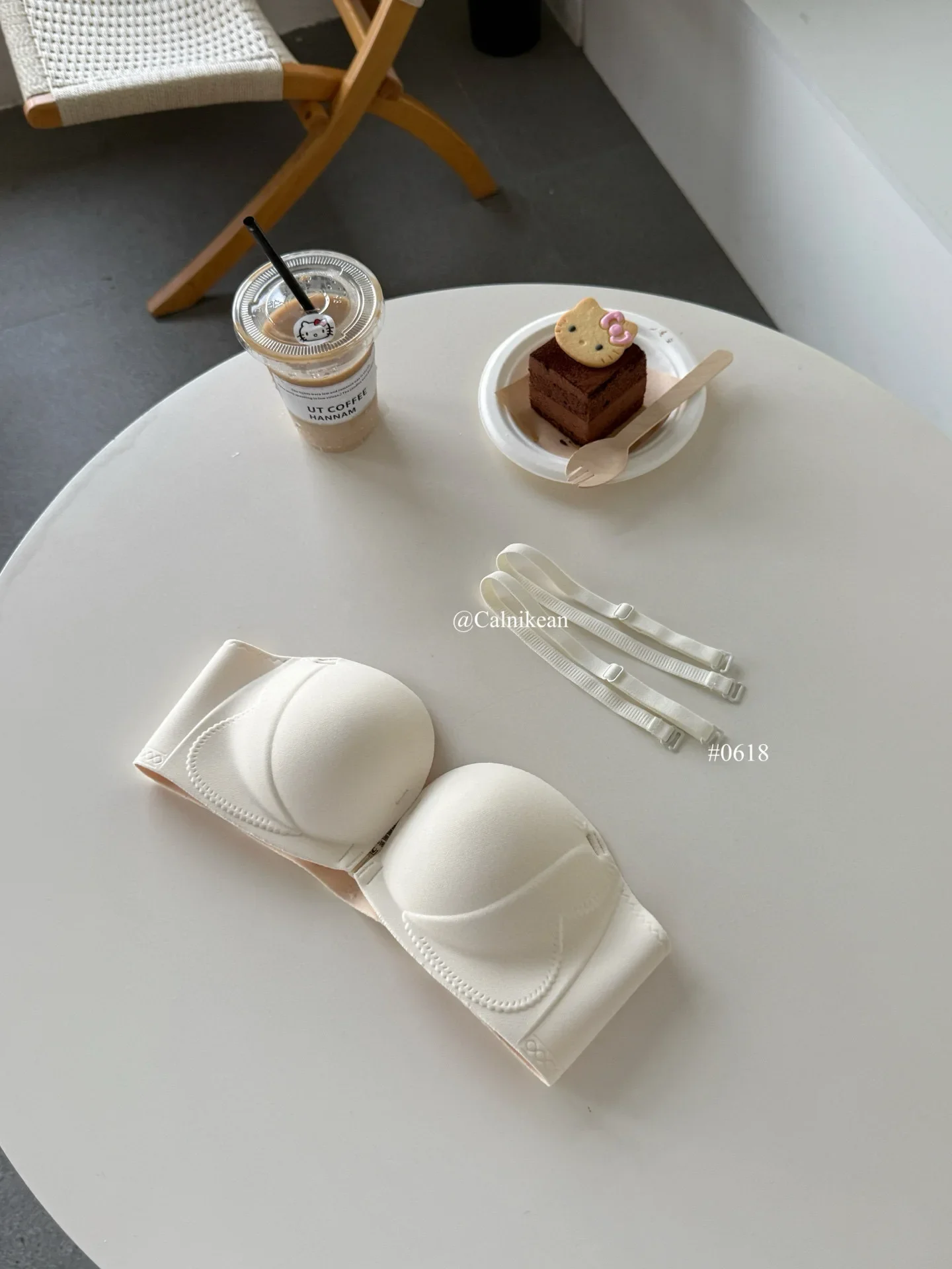 Modischer, seitlich gekreuzter, trägerloser Bandeau-BH mit Schnallendesign, bequemer, stützender Push-up-BH für Damen – Detail 18