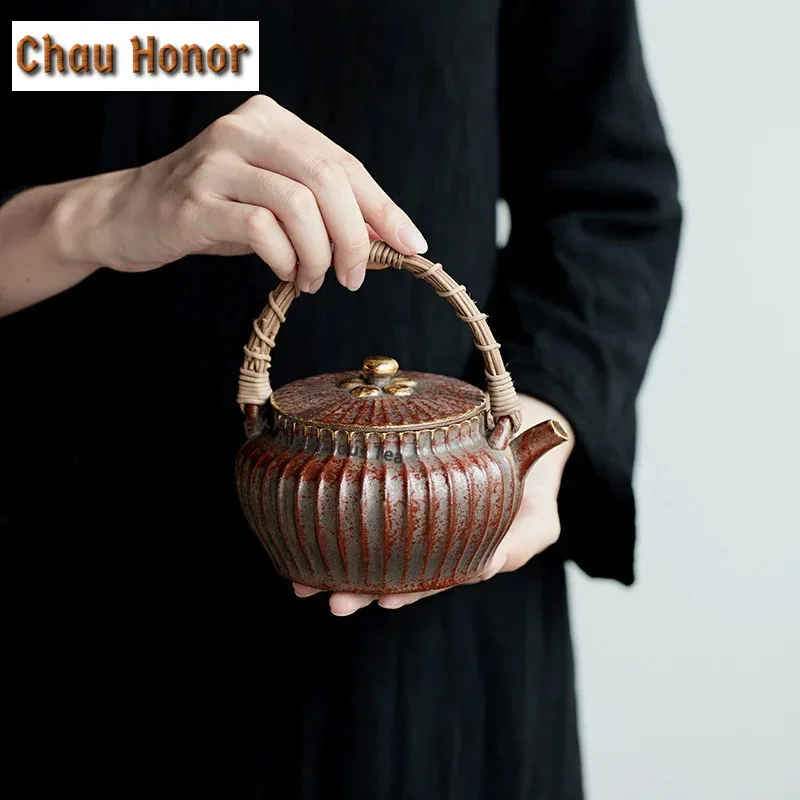 

460ml Old Rock Mud Rust Red Teapot Handmade Vine Weaving Pot Chrysanthemum Petal Teapot Zen Tea Soaking Kettle Tea Services Gift