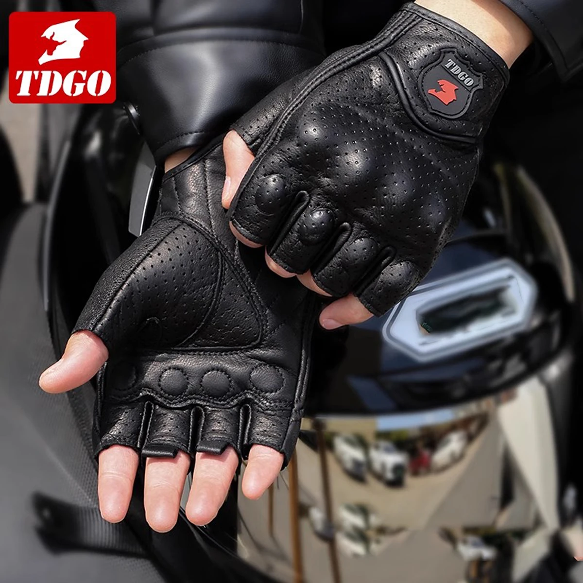 Summer Goatskin Motocross Motorcycle Gloves TPU Knuckle Protection Breathable Ventilated Half Finger Design for Off-Road Riding