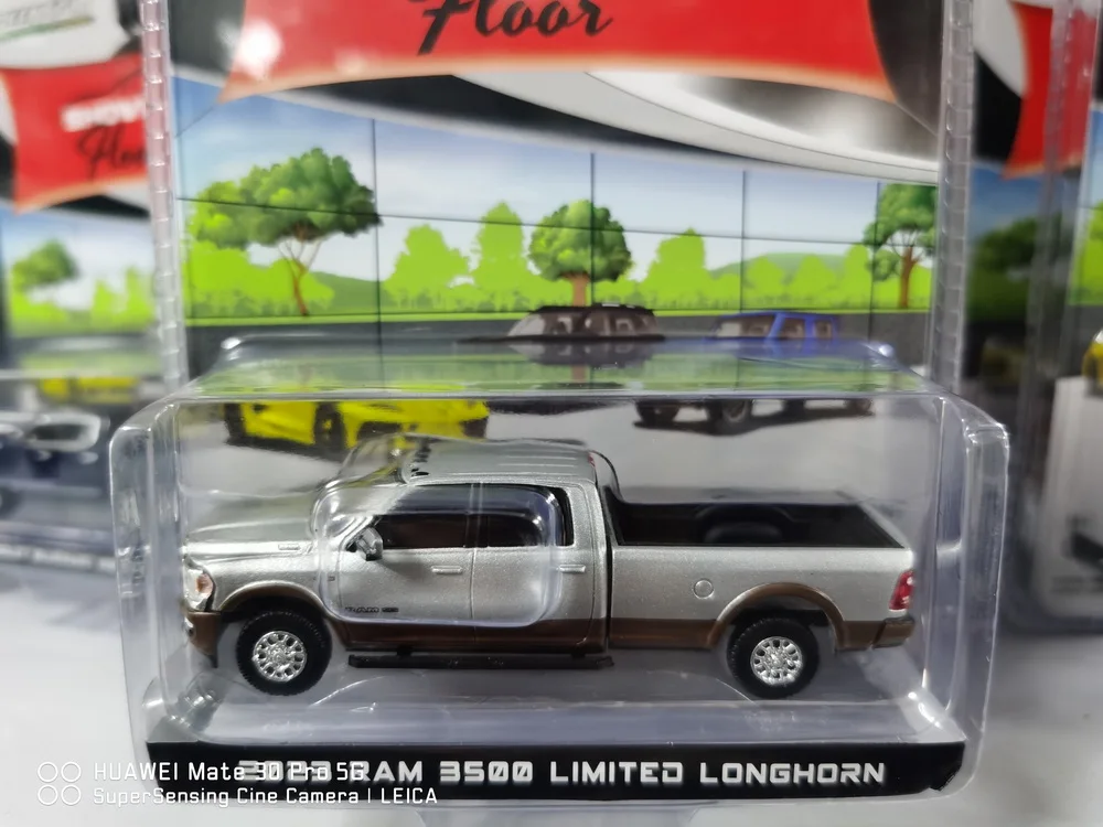 

GreenLight 1/64 2023 ram Dodge 3500 ограниченная Коллекционная серия Longhorn металлическая литая модель гоночный автомобиль детские игрушки подарок