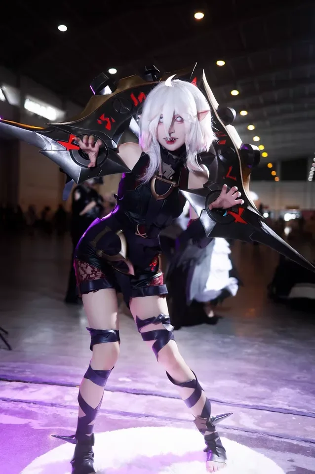 

New Hero Briar Prop Luminous Prop Game League of Legends Cosplay Halloween Christmas Party Props for Comic Show