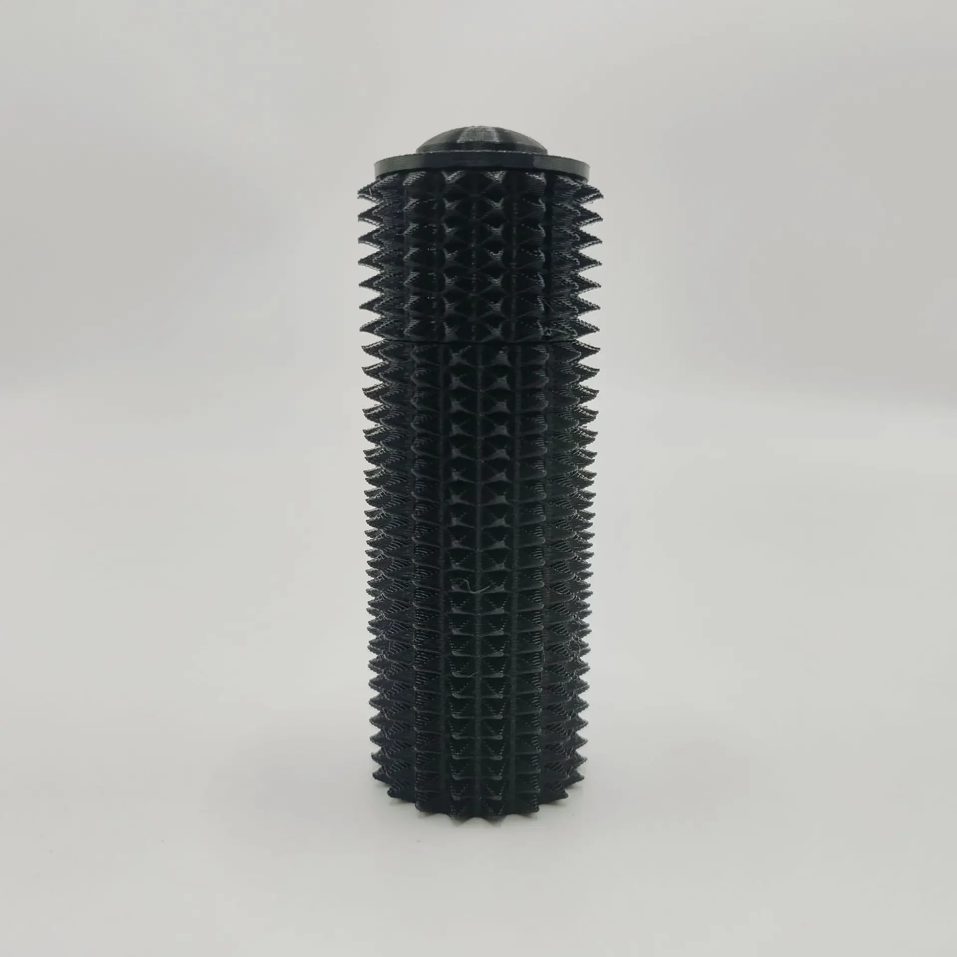 Sensory Roller Fidget Toy Clicker Tactile Spikes for Anxiety Stress Relief Pain Stimming Autism Over Stimulation with Lanyard