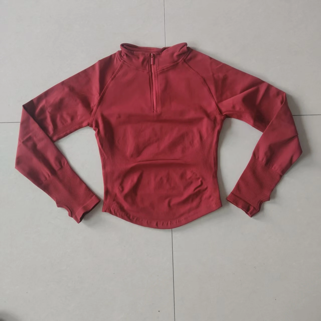 Dneyf D-Y-F Damen Workout-Top mit Halbem Reißverschluss, Schlankes Langarm-Kompressionsshirt für Yoga & Fitness-Training mit Individuellem Etikett – Detail 15