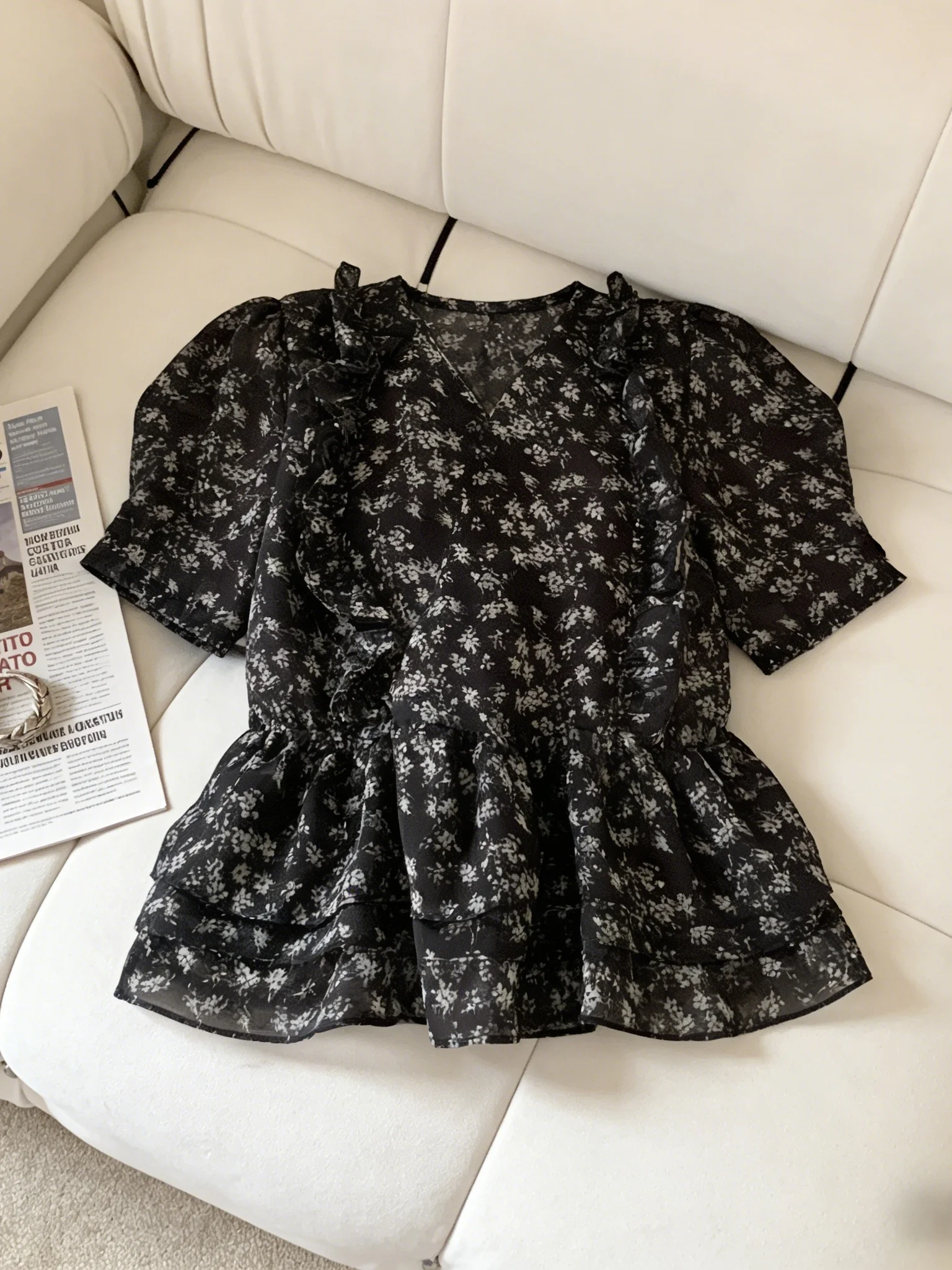 Summer 2026 Large Size Floral Print Short Sleeve Women's Shirt Elegantly Designed Cover up Chiffon Top Unique Simple Style