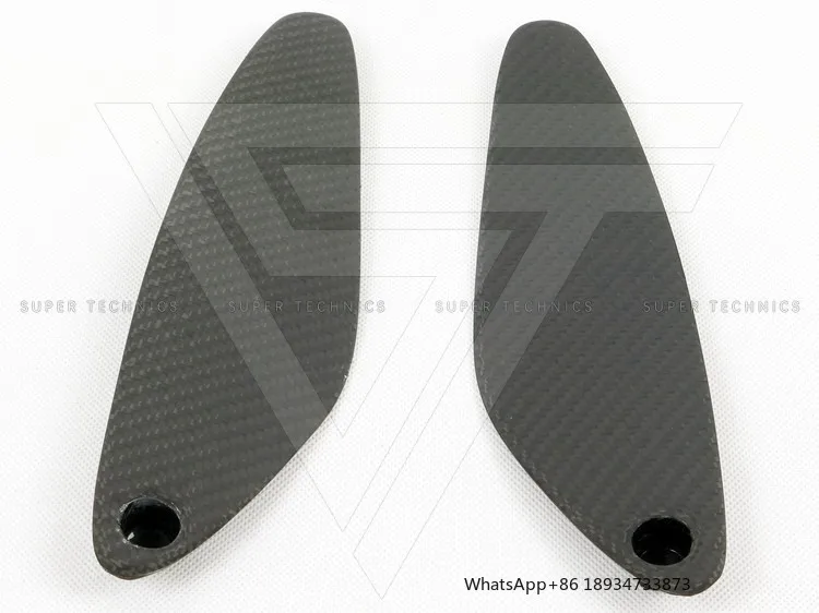Carbon Fiber Rear Spoiler End Caps for 1995-1998 Nissan R33 GTR