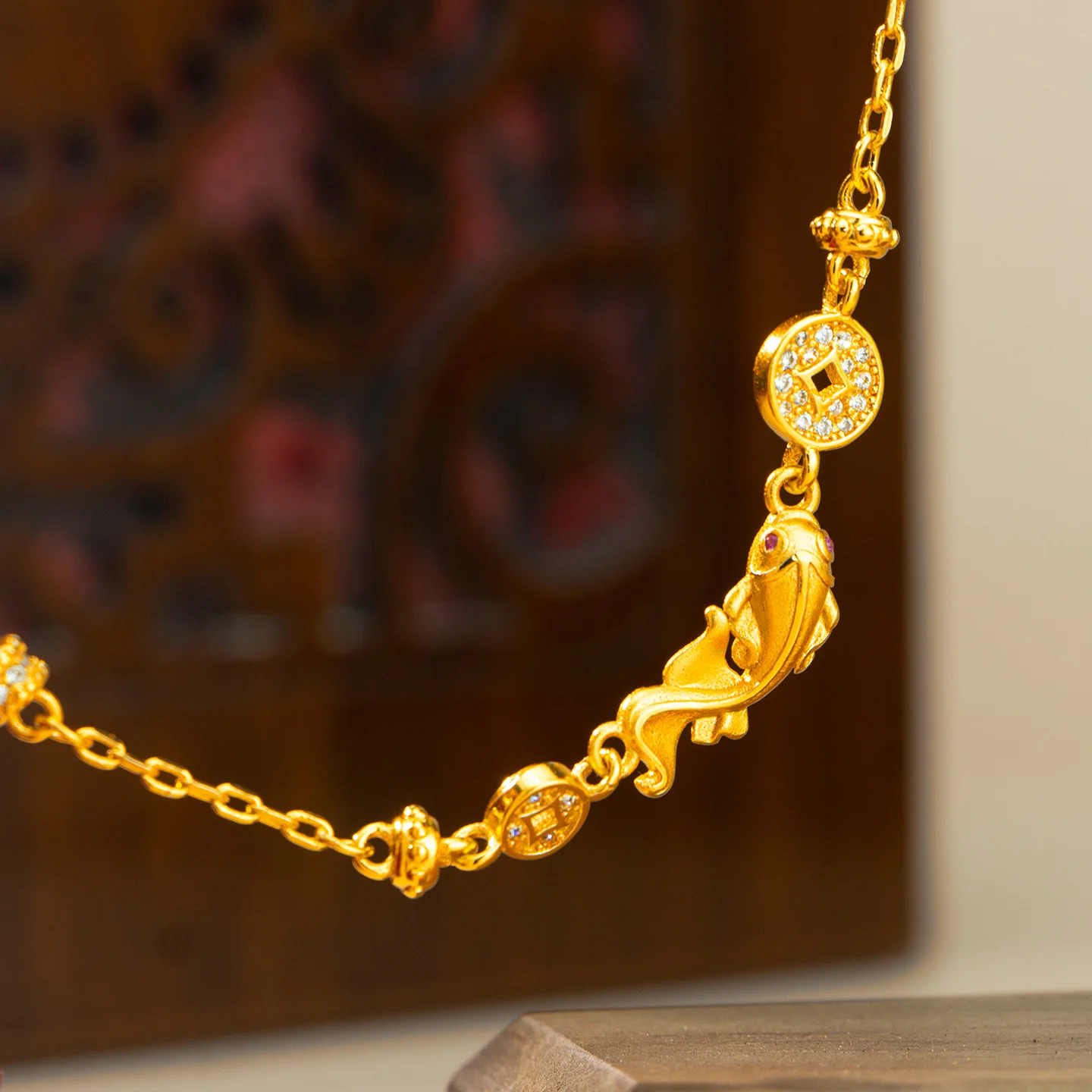 New 9999 24K real gold micro-set diamonds from all directions koi bracelet exquisite retro goldfish bracelet