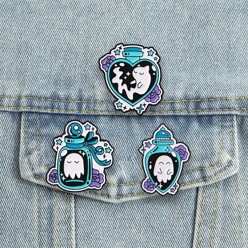 Creepy Cute Halloween Badges Magic Potion Bottle Sleepy Ghost Boo Enamel Pin Spooky Glitter Stars Brooch Accessories