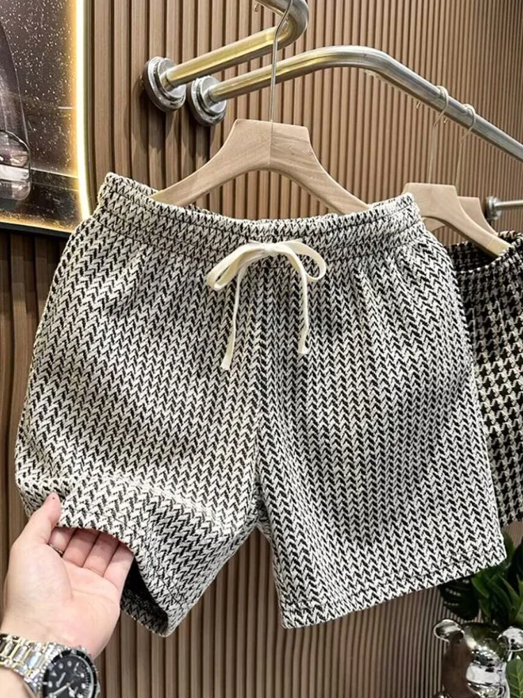 

Men's White Print Plaid Shorts Summer Stylish Straight Leg Casual Beach Pants Comfortable Pockets Lightweight Street Shorts