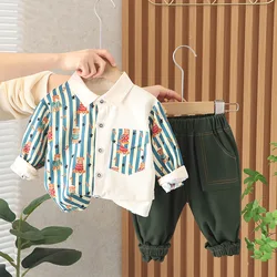 Vestiti autunnali per bambini per ragazzi Cartoon Bear Patchwork Colletto rovesciato Camicie e pantaloni a maniche lunghe Completi Abbigliamento di marca per bambini