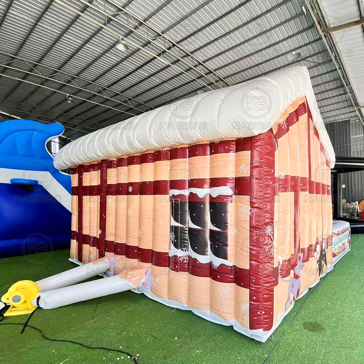 屋外用ブラウンサンタ洞窟PVC製インフレータブルクリスマスハウス、インフレータブルキャビンテント、ホリデーイベントパーティー装飾用