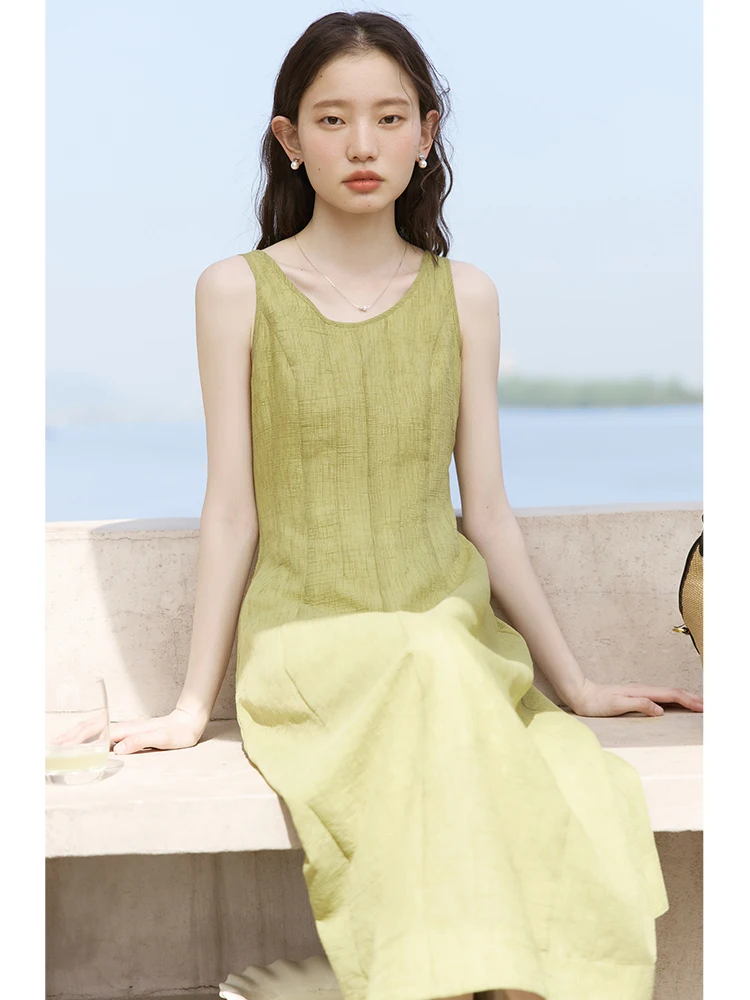 ZIQIAO Holiday Style Sleeveless Green Long Dress 2024 Summer New Design High Waist Slimming A-Line Dress For Women 24ZQ92414