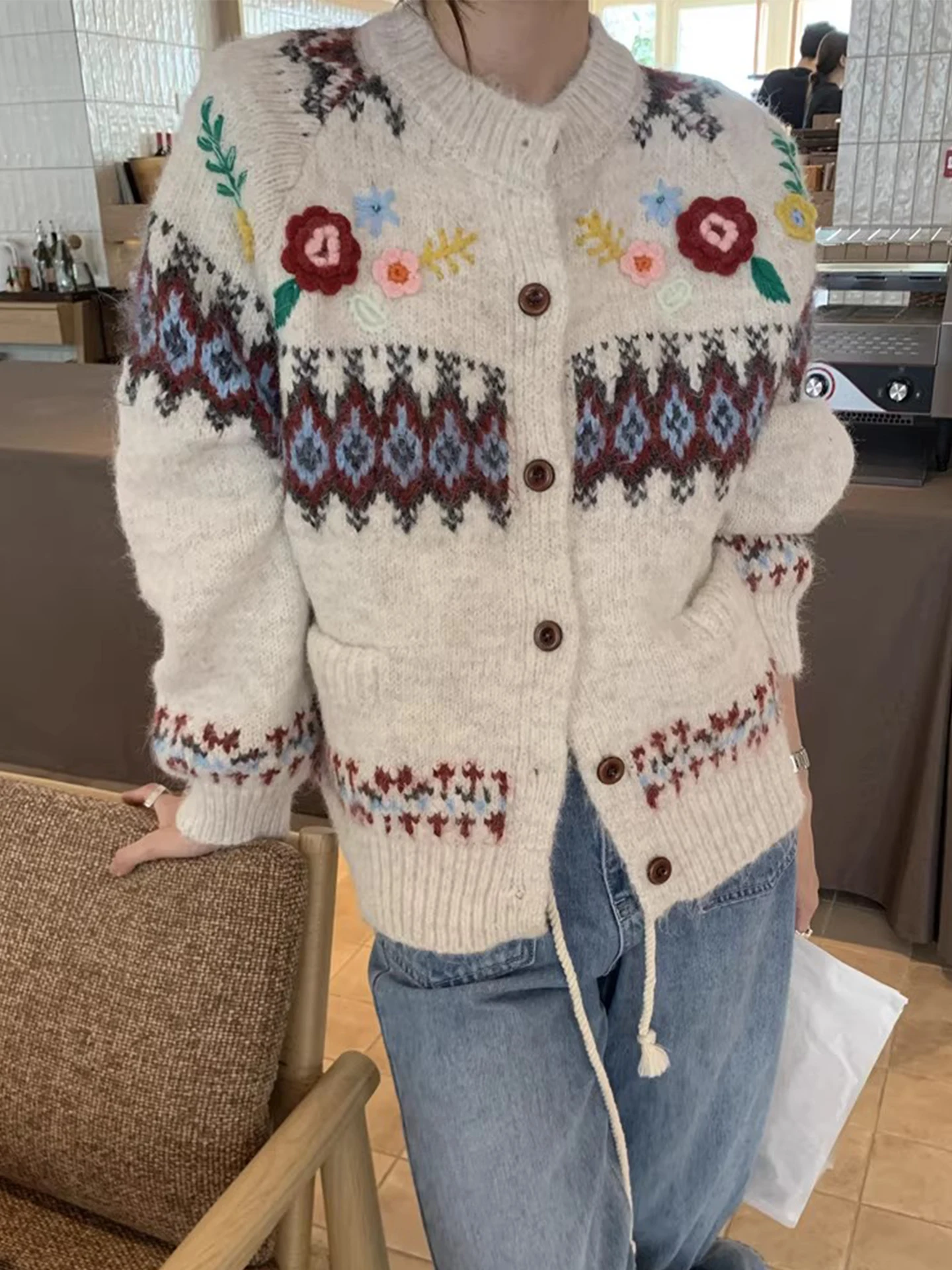

Женский зимний вязаный мягкий теплый свитер с цветочной вышивкой, пальто, приятный для кожи, свободный крой, длинный кардиган све, тонкая верхняя одежда