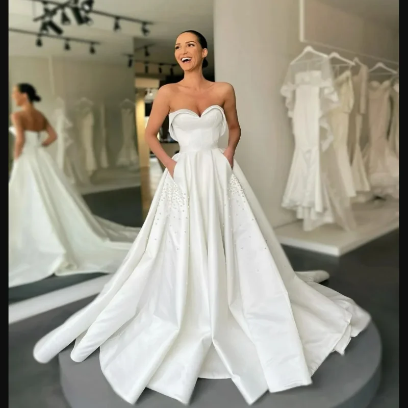 

Customized Strapless Shinny Pearls A-Line Wedding Dresses Robe De Marriage Sweep Train Country Bridal Gowns