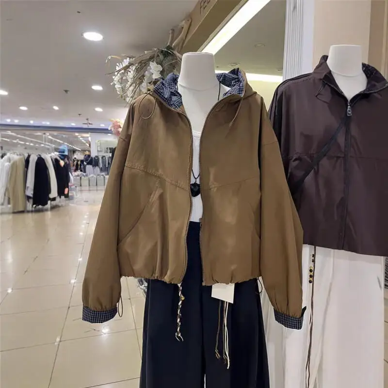 

Осенне-зимнее короткое пальто с капюшоном для девочек, куртка для снижения возраста, сохраняющие тепло, топы для отдыха, универсальная женская одежда, оптовая продажа