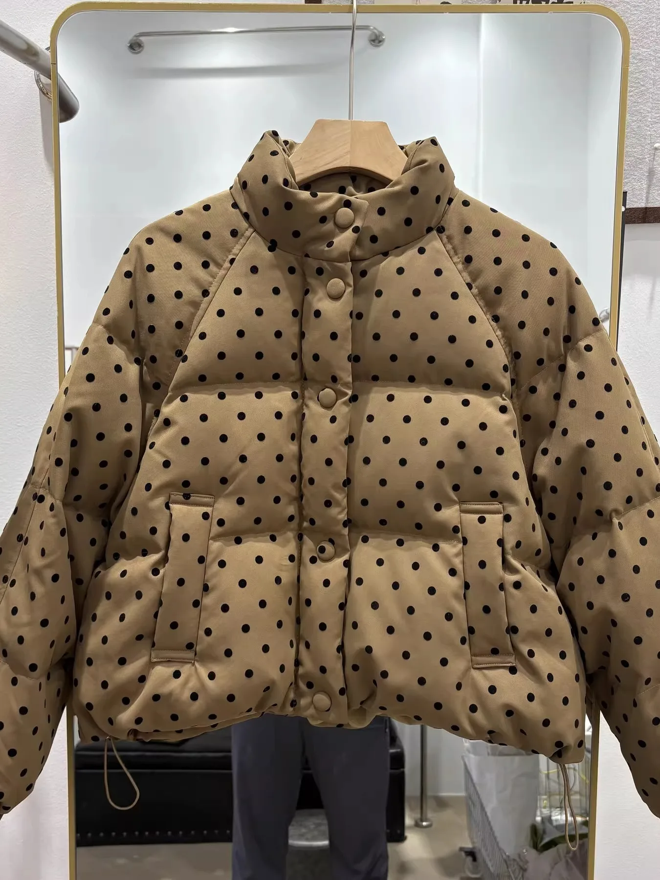 

Autumn Winter Thickened Warm Polka Dot down Jacket Women's Short Loose Fit Bread Style Coat Stand Collar Long Sleeve Zipper